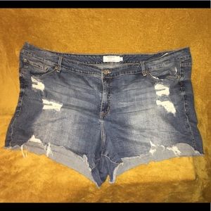 Torrid size 30 jean shorts